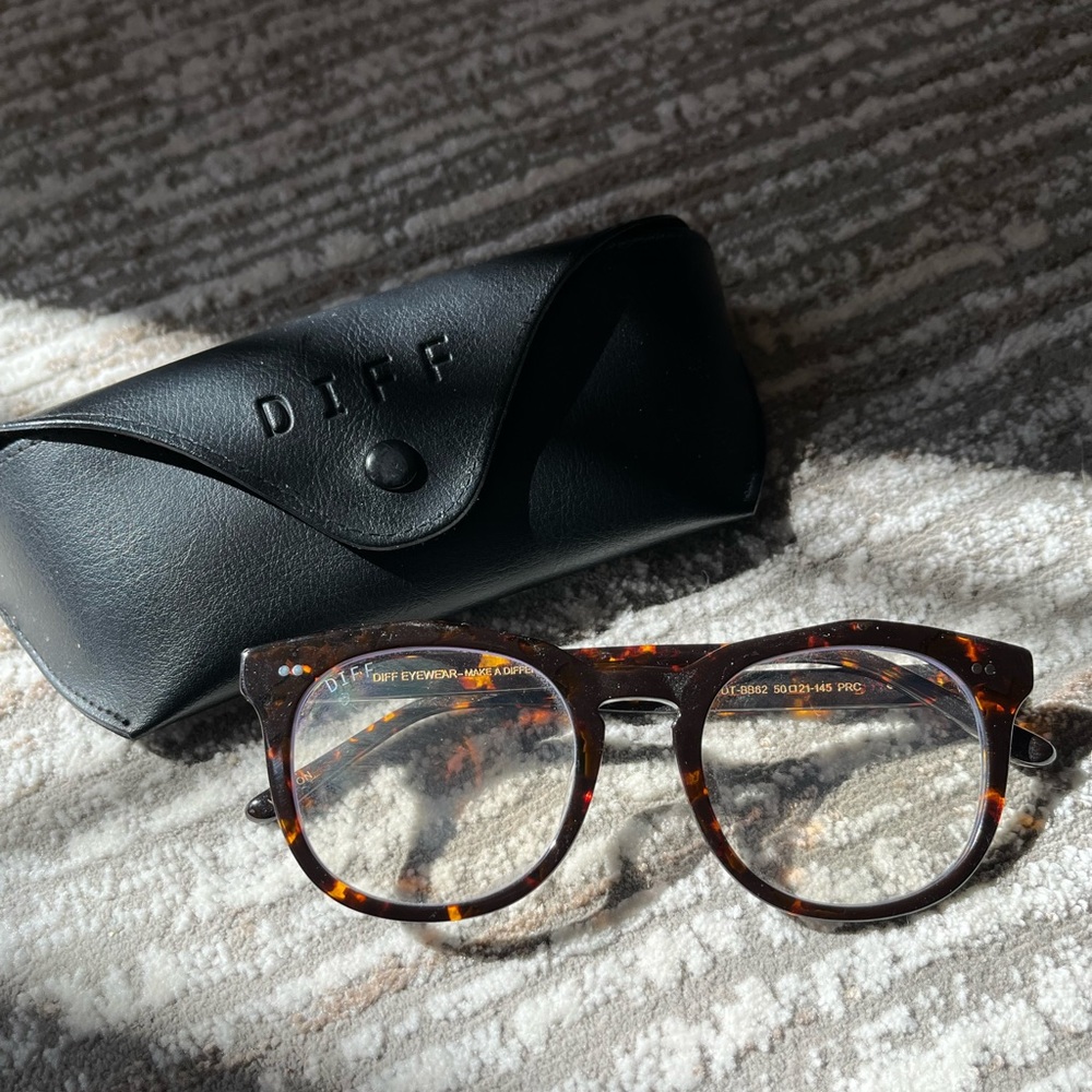 Diff Blue Light Blocking Glasses W/ Case - image 2